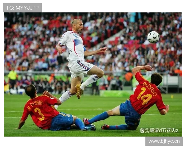 齐达内中场核心作用