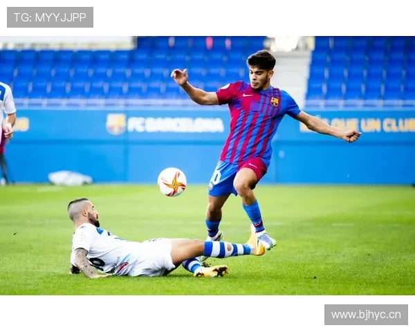 巴萨建队思路跑偏,非财务问题致竞争力下滑